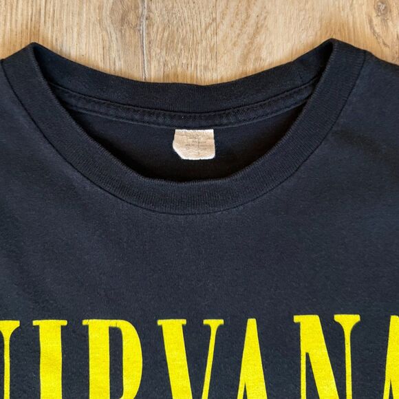 Vtg Mexico Boot Nirvana Smiley Face Logo T-Shirt Black Yellow Grunge Rock Tee - Picture 3 of 5